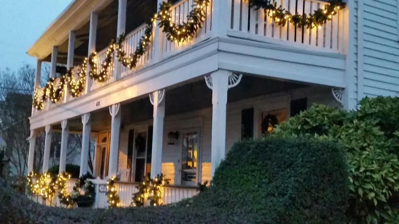 Barclay Cottage Bed And Breakfast Virginia Beach